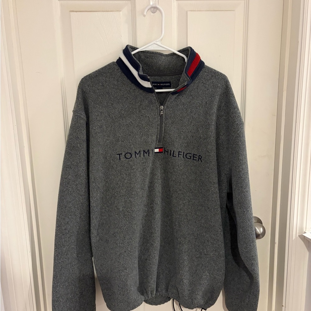 Tommy Hilfiger Vintage Luxury 1/4 Zip Fleece Sweatshirt Grey
